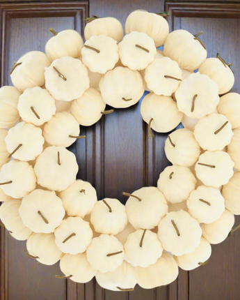 Velvet Pumpkin Wreath 18"